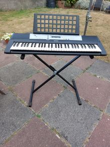 Yamaha YPT200 keyboard