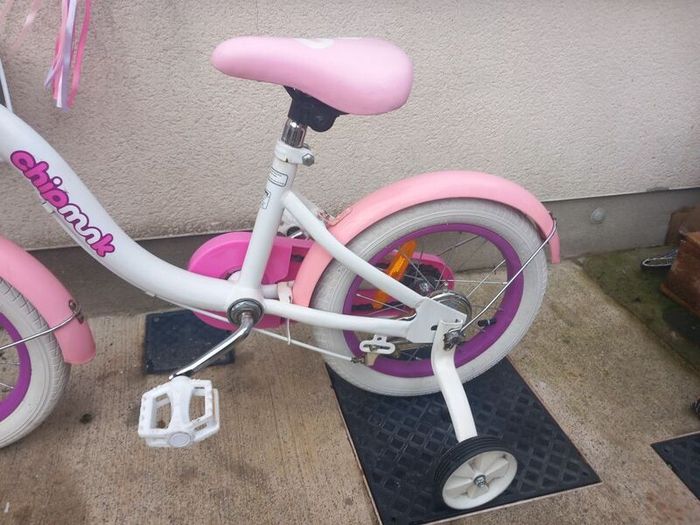 Kids chipmunk bike size 14 inch wheels