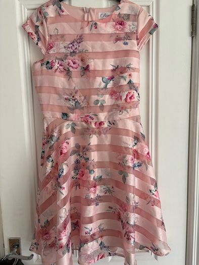 lipsy dress