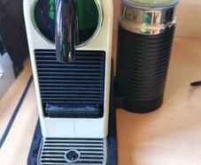 Nespresso coffee machine with floater used only twice