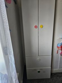 Kids wardrobe