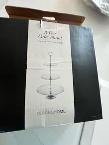 cake stand