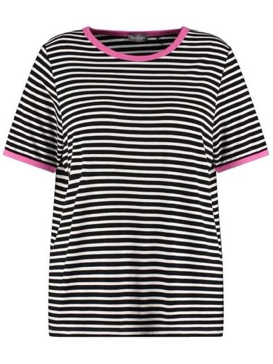 NEW  FURTHER REDUCED from SAMOON a pink casual cardigan with side slits and a matching black and white top with pink trim . Length of both items is 33 inches
