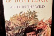 2004. Eamon De Buitlear. A Life In The Wild.