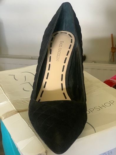 8 Pairs of Heels - size 9