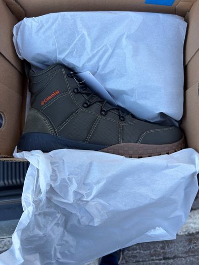 Columbia Boots Size 10uk