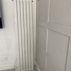 Flat panel vertical designer white radiator- singal panal