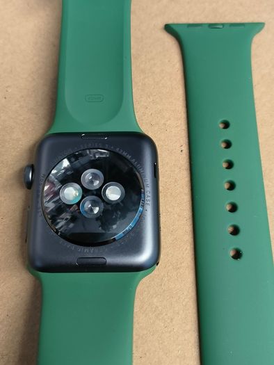APPLE Watch Series 3 GPS LTE (Cellular) A1891- 42MM Black Aluminum Case with Green Band