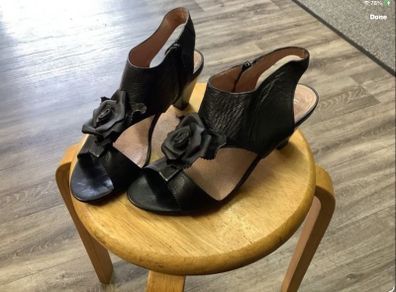 Sandals black leather size 41 (7)