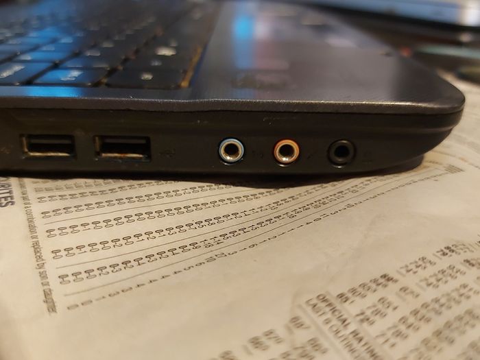 ACER ASPIRE 5738, Model No MS2264, Intel Core 2 Duo CPU T9550, 2.67GHz, 4GB Ram, 500GB HDD, Windows 7 32 bit, Firefox, Opera, Chrome and VLC