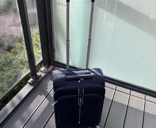 Cabin Suitcase Samsonite Popsoda Spinner Cabin Suitcase. Blue.