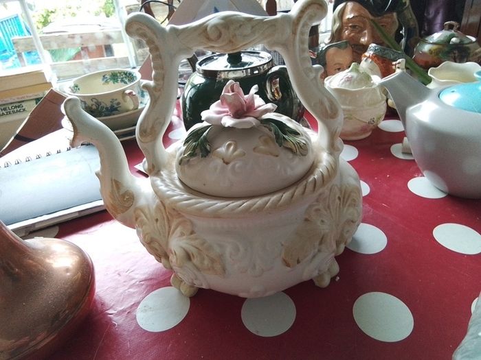 Capidemonte Vintage Teapot
