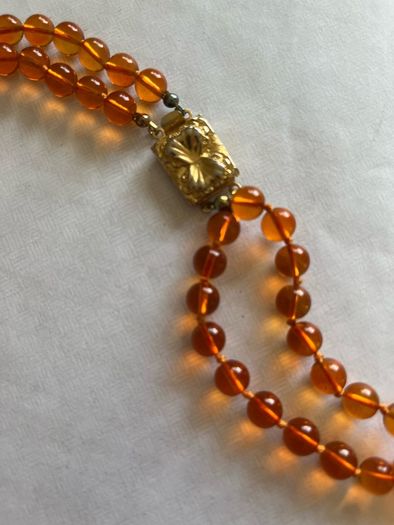 amber necklace