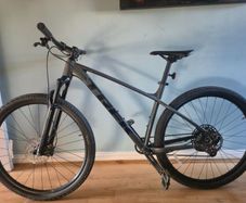 Trek X Caliber 8 Mountain Bike