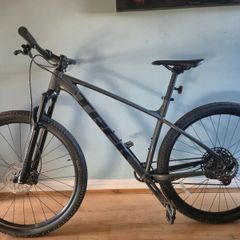 Trek X Caliber 8 Mountain Bike