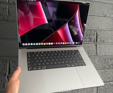 MacBook Pro M1 Pro Laptop Notebook 512GB 16GB