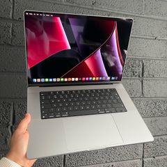 MacBook Pro M1 Pro Laptop Notebook 512GB 16GB