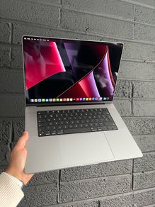 Macbook Pro M1 Pro 16 inch Laptop Notebook 512GB 16GB