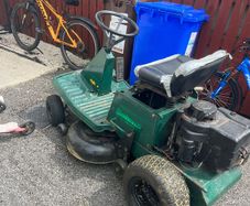 Tractor lawnmower