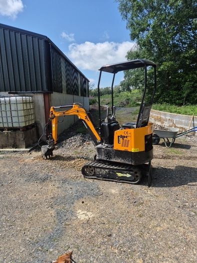 Mini digger