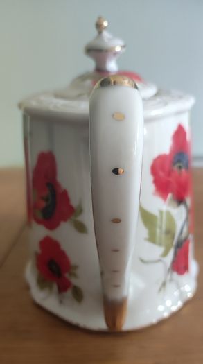teapot
