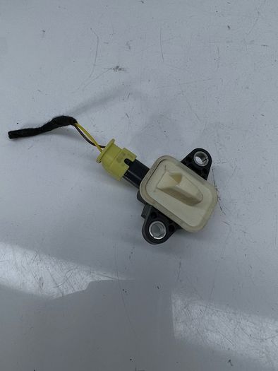 VW Audi Skoda Crash Airbag Pressure Sensor Crash Impact Sensor 4H0955557 A2l6b2s