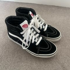 Vans SK8-Hi Top Black/White Trainers - Like New - Size EU34