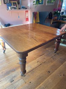 Free table