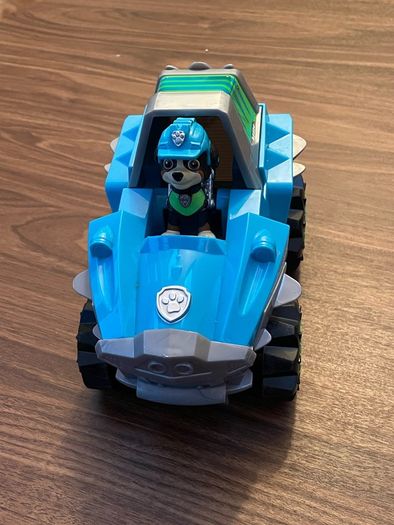 Paw Patrol -5 vehicles and characters