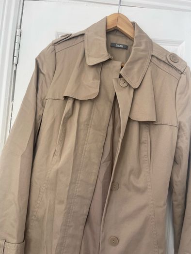 womans beige south brand trench coat with double breasted design need gone ASAP due to house clearance like New