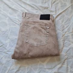 Tommy hilfiger comfo town cords Size 38/32 zip fly beige in excellent condition