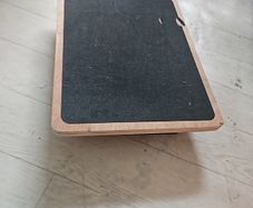 Wooden balance board