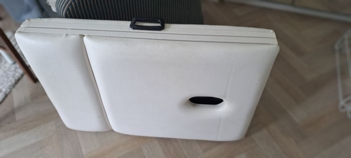 Portable massage table