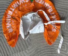 Children's swimming aid