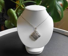 Vintage Dublin Silver Celtic Trinty Knot Necklace 1953