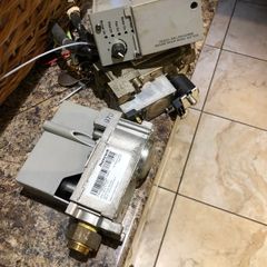Gas valves