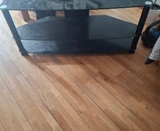 Free TV stand