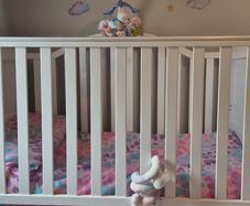 Oslo sleigh cot bed
