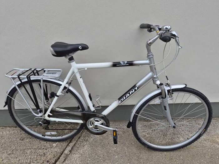 Gents Giant Bike