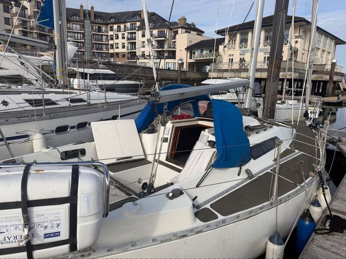 Sailing Boat - Colvic UFO 27