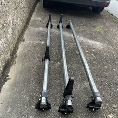 rhino  roof bars