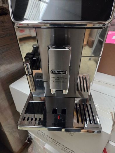 Delonghi Primadonna Elite Experience Coffee Machine 65085 MS Smart - Silver