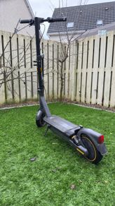 Segway Ninebot Max G2 Electric Scooter + Free Bike Lock