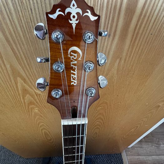 Crafter Hybrid Guitar: Left-Handed