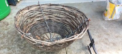 Hanging wicker garden basket