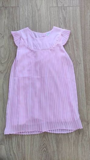 Girls dress size 110cm