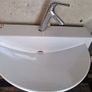 2 Wash hand basins Image 3