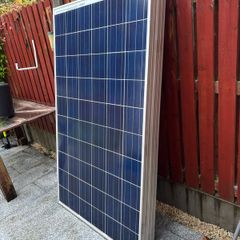 Set of 4x REC 250W Solar Panels (1kW Total Array)