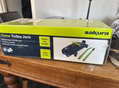 2 Tonne Trolley Jack