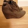 Women's Boot's NEW SIZE 6 Image 2